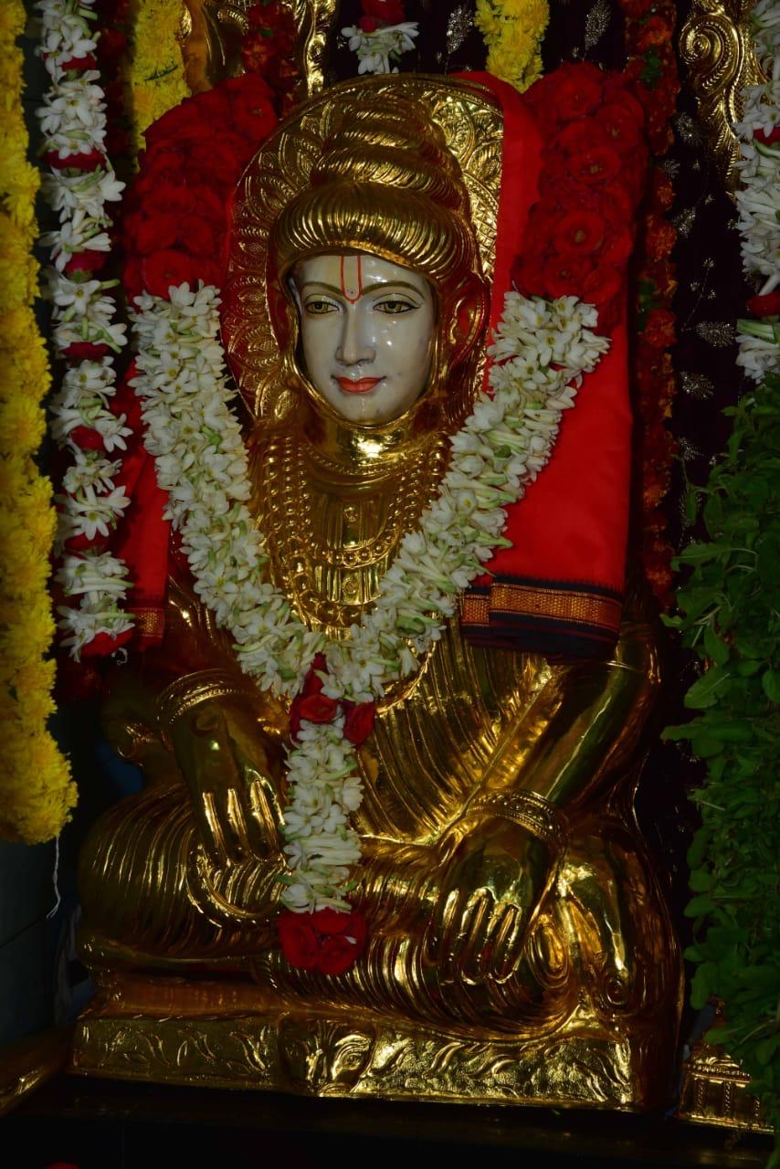 Sripada Ramasree Sripada Srivallabha - The Divine Experiences
